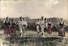 CPM Danses Basques par Begiraleak de St Jean de Luz Binaka Mixte 