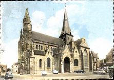 CPM Guerande L Atl Facade de la Collegiale Saint Aubin XIII siecle