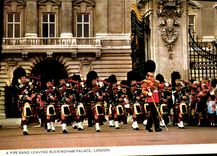 CPM A Pipe Band leaving Buckingham Palace london 
