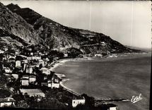 CPM Menton Vue sur la Baie de Caravan et la Frontiere Italienne 