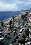 CPM Nice Capitale Mondiale du Tourisme la prestigieuse Promenade des Anglais Vue vers l'Aeroport 