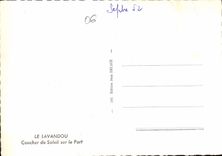 CPM Le Lavandou Coucher de soleil sur le Port