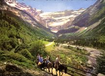 CPM Les Pyrenees Gavarnie Retour du Cirque 