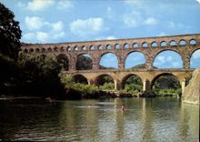 CPM Le Pont du Gard Construit sur l'ordre d'Agrippa vers l'an 19 avant J C pour alimenter Nimes en e