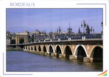 CPM Bordeaux Gironde Le Pont de pierre 