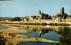 CPM Pont Saint Esprit Gard Vue generale les Eglise St Pierre et St Saturnin 