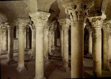 CPM Caen Abbbaye Aux Dames Eglise de la Trinite XIe XIIe s La Crypte 