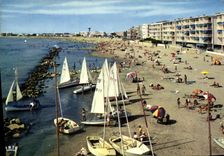 CPM Reflets de Provence Le Grau du Roi Gard La Plage du Boucamet 