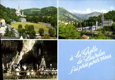 CPM Lourdes Hautes Pyrenees La Basilique Au Aentre toit de la Basilique souteraine 