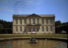 CPM Chateau de Bouges XVIIIe s Indre Facade Quest 