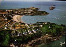 CPM Couleurs de Bretagne Cote d'Emeraude Cancale Port Pican la plage de Port Mer et le Pointe du Gro
