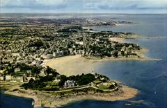 CPM Cote d'Emeraude Dinard Vue generale de la cote vers Frehel 