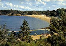 CPM Dinard La Plage du Prieure Sa Piscine 