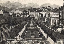 CPM Menton Les Jardin Public et les Montagnes de Ste Agnes 