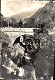 CPM Cauterets Le Pont d'Espagne et le Gouffre 