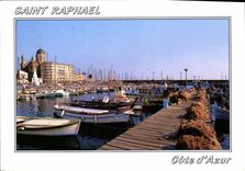 CPM Saint Rapahael Var Le Port et le Quai aux Pecheurs 