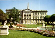 CPM Bordeaux Jardin de la Mairie Hotel de Ville 