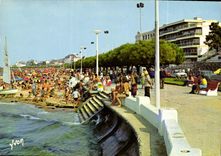 CPM Couleurs et Lumiere de France Arcachon Gironde La Plage et la Promenade a Maree Haute 