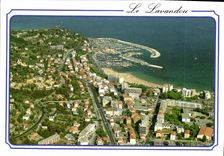 CPM La Cote d'Azur Le Lavandou Vue aerienne 