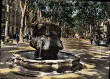 CPM La Cite du Roy Rene Aix en Provence sur le Cours Mirabeau 
