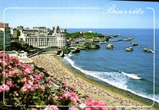 CPM Biarritz P A la Plage 