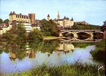 CPM Les Pyrenees Pau Pyrenees Atlantique chateau le Pont du 14 Juillet 
