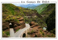 CPM La Cote d'Azur et son arriere pays les Gorges de Daluis Taillees par le Var dans les Schistes ro