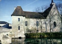 CPM Issoudun Indre le Musee Saint Roch XII XVII siecle 