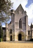 CPM Abbaye Notre Dame de Fontgombault Indre la facade de l'eglise 