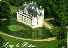 CPM Les Merveilles du Val de Loire Azay le Rideau Indre et Loire vue aerienne du Chateau XVI siecle 