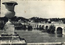 CPM Tours le Pont sur la Loire 