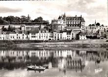 CPM Les Merveilles du Val de Loire Amboise Indre et Loire le Chateau XV siecle remparts dominant a l