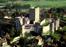 CPM Chateau de Loches Indre et loire le donjon le Martelet et la Tour Ronde imposant ensemble feodal