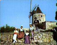 CPM Fontvieille Bouches du Rhone le Moulin de Daudet 