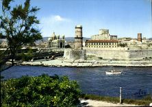 CPM Marseille Fort St Jean et Cathedrale 