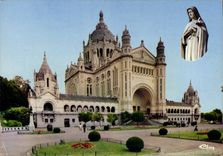 CPM Lisieux Calvados la Basilique Ste Therese de l'Enfant Jesus 
