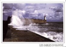 CPM Les Sables d'Olonne Vendee le phare au hout du chenal 