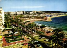 CPM Couleurs et Lumiere de France la Cote d'Azur Cannes Alpes Maritimes le Nouveau Port et la Croise