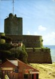 CPM Fouras le Semaphore installe sur le donjon du chateau entoure d'une enceinte de Vauban 