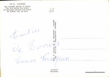 CPM Lourdes Les malades devant la Grotte 