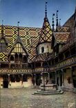CPM Hostel Dieu Beaune Cour d'honneur Angle du Cloitre Puits 