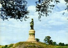 CPM Alise Ste Reine Alesia Cote d'Or Statue de Vercingetorix par Millet 