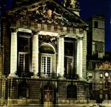 CPM Dijon la nuit Le Palais des Bourgogne 