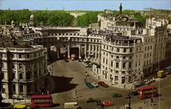 CPM Admiralty Arch and the Mall London 