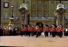 CPM London La Parade de la Garde de la Reine 