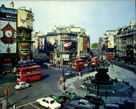 CPM Piccadilly Circus The heart of London 