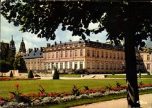 CPM Luneville M et M Le parc et chateau 