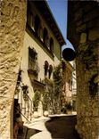 CPM Mougins une vieille rue du village 