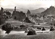 CPM Le Puy les quatre Rochers 