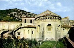 CPM St Guilhem le Desert Abside de l'Eglise architecture romane 